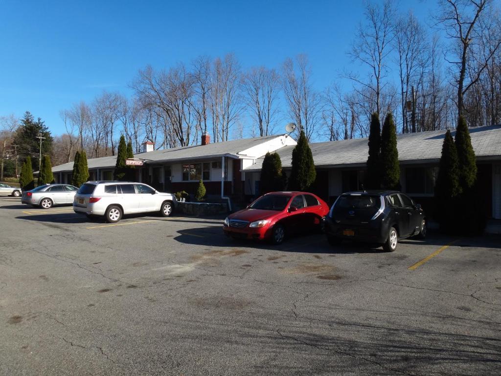 Budget Motor Inn- Mahopac 외부 사진